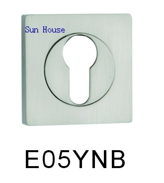 E05YNB